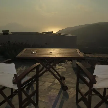 Kaminaki Amorgos * Ormos Aigialis