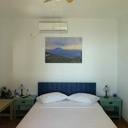 Kaminaki Amorgos Ormos Aigialis