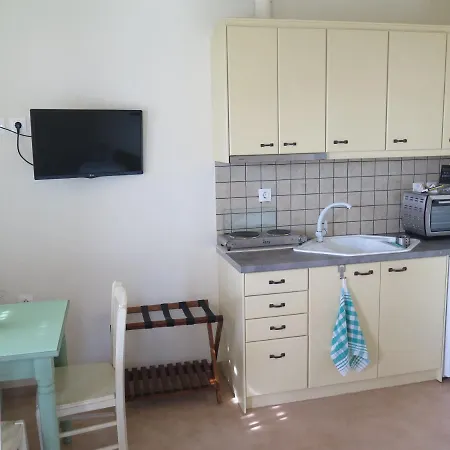 Kaminaki Amorgos * Ormos Aigialis