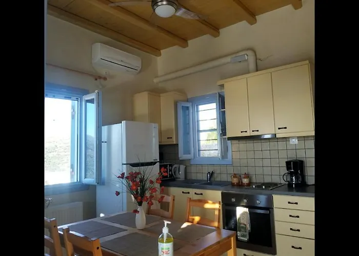 Kaminaki Amorgos Ormos Aigialis